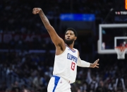 英雄联盟总决赛-快船力克勇士，乔治绝杀成英雄