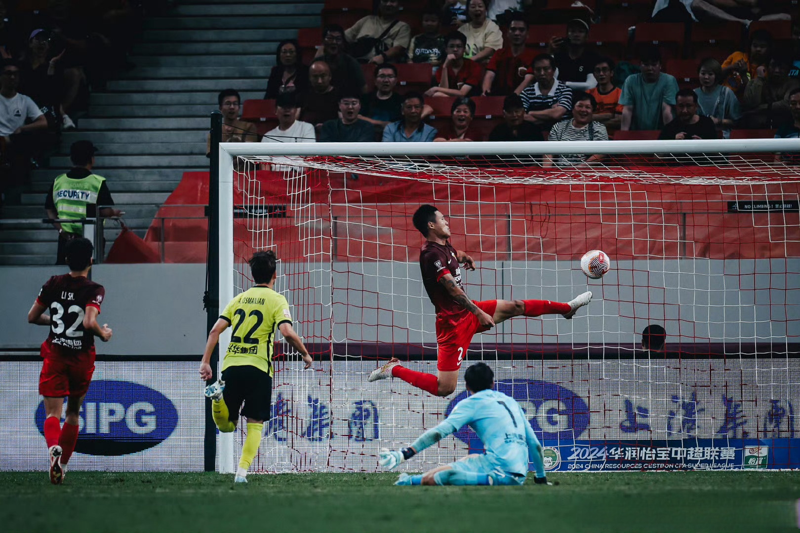 热刺队在比赛中令人印象深刻，展现出强大实力