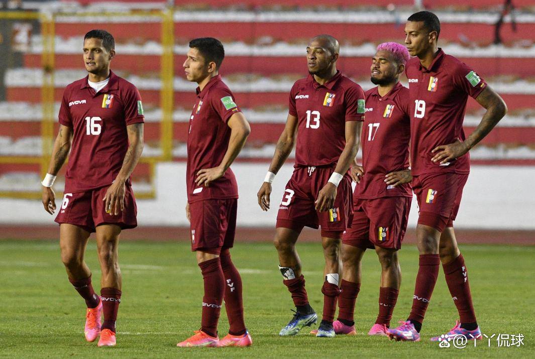 关于乌拉圭队险胜在握，小组晋级形势乐观的信息