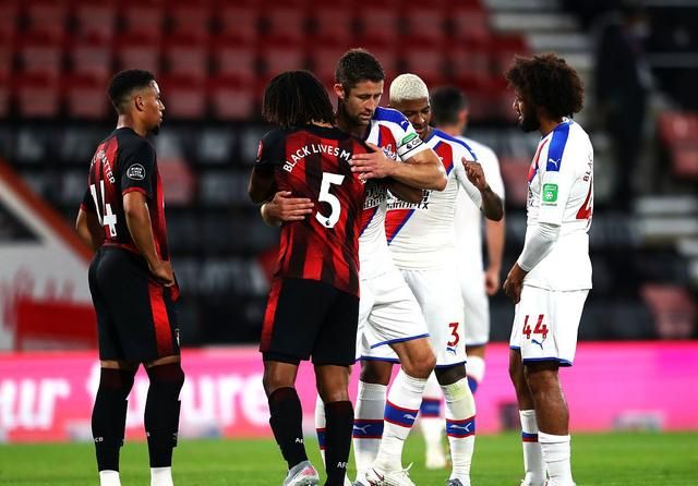 关于巴恩斯利球员技不红牌，俱乐部立即发布处罚声明的信息