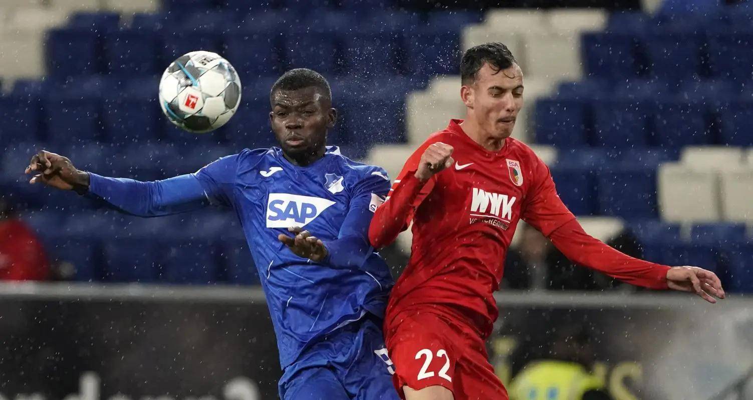 拜仁慕尼黑主场击败沙尔克，继续领跑德甲