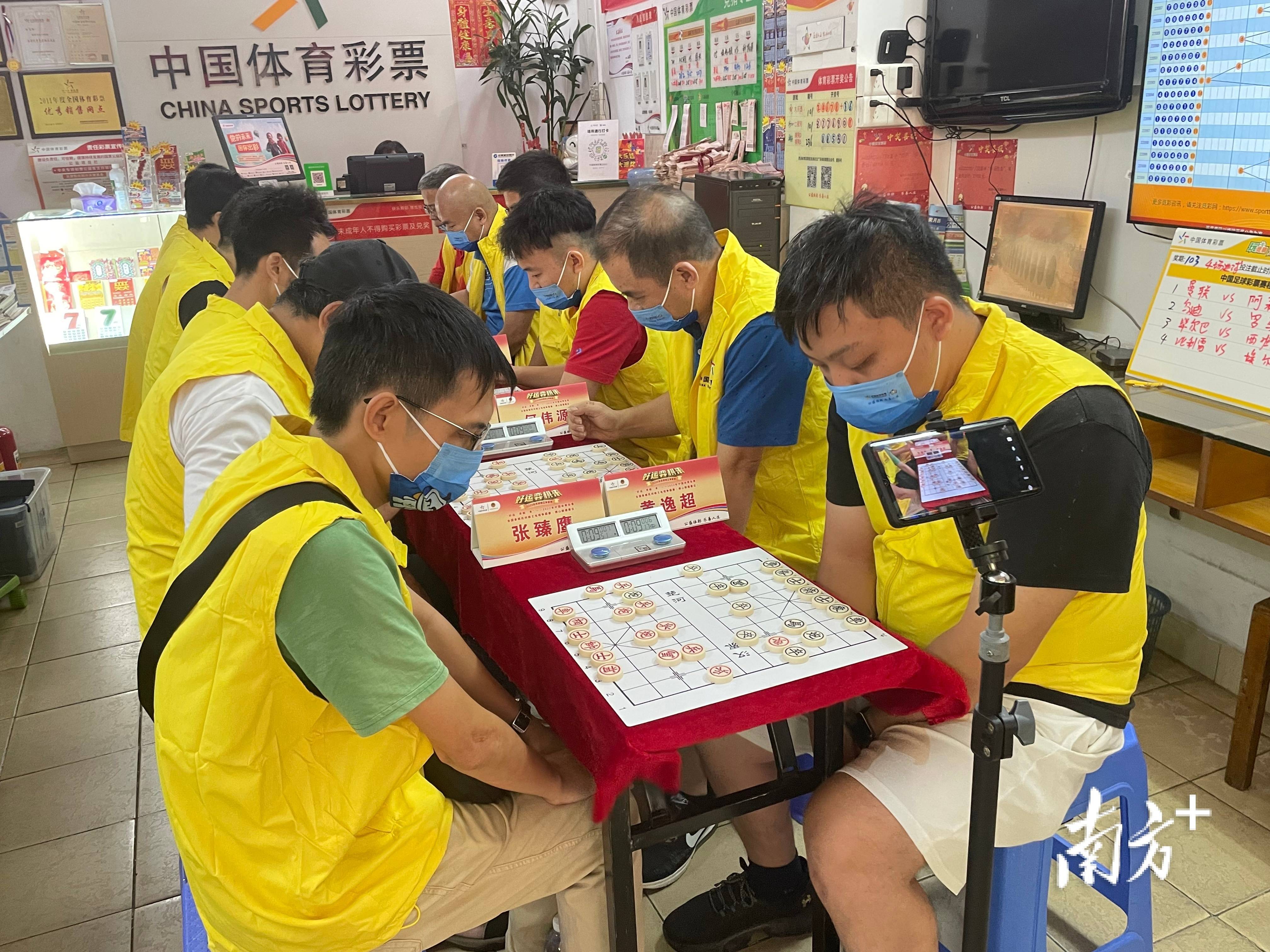 尤文扛旗腾空，半决海选成功的简单介绍