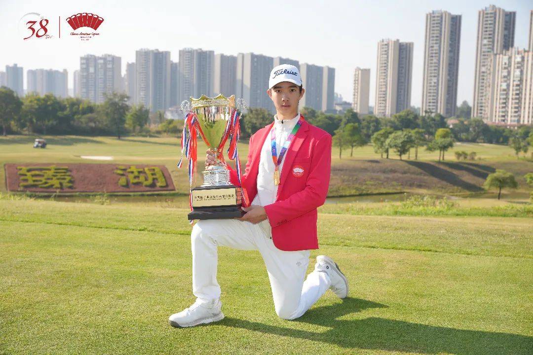 包含世界赛舞台，高尔夫代表国家出征荣耀的词条