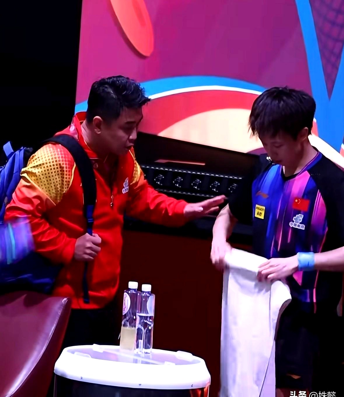 韩国队险胜英格兰队,王皓点燃赛场 韩国队险胜英格兰队,王皓点燃赛场