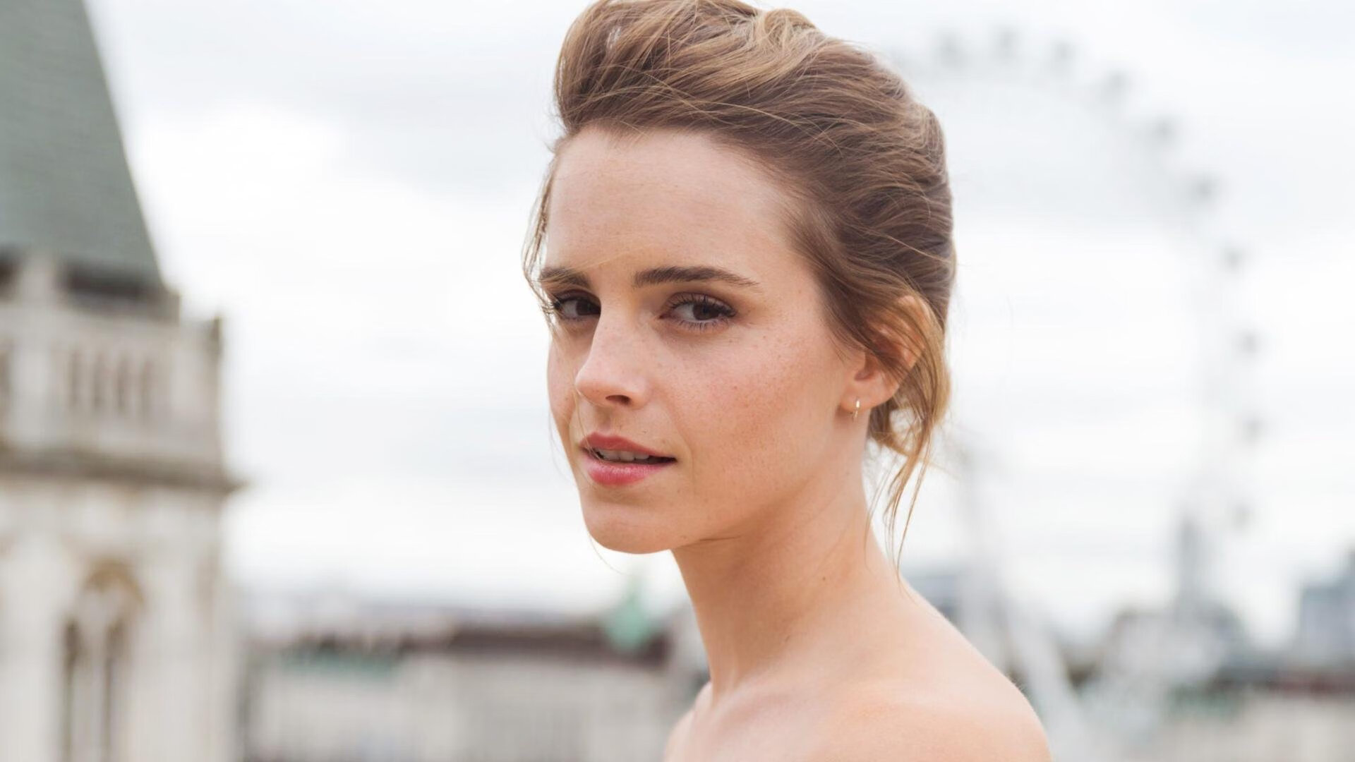 格林43分火箭升空，森林狼鏖战猎鹿，个人神迹与团队胜利的季后赛交响