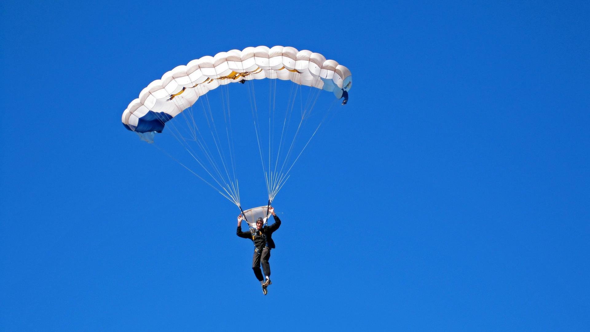 世界排名争夺战之夜,爱德华兹,重塑战场的攻防转换暗涌