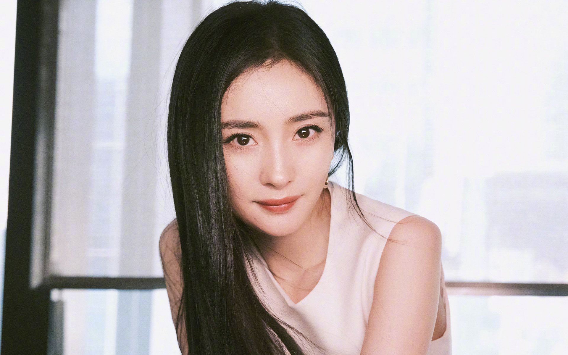 撕裂时空的24小时，当里昂绝杀遇见了NBA季后赛的李刚仁