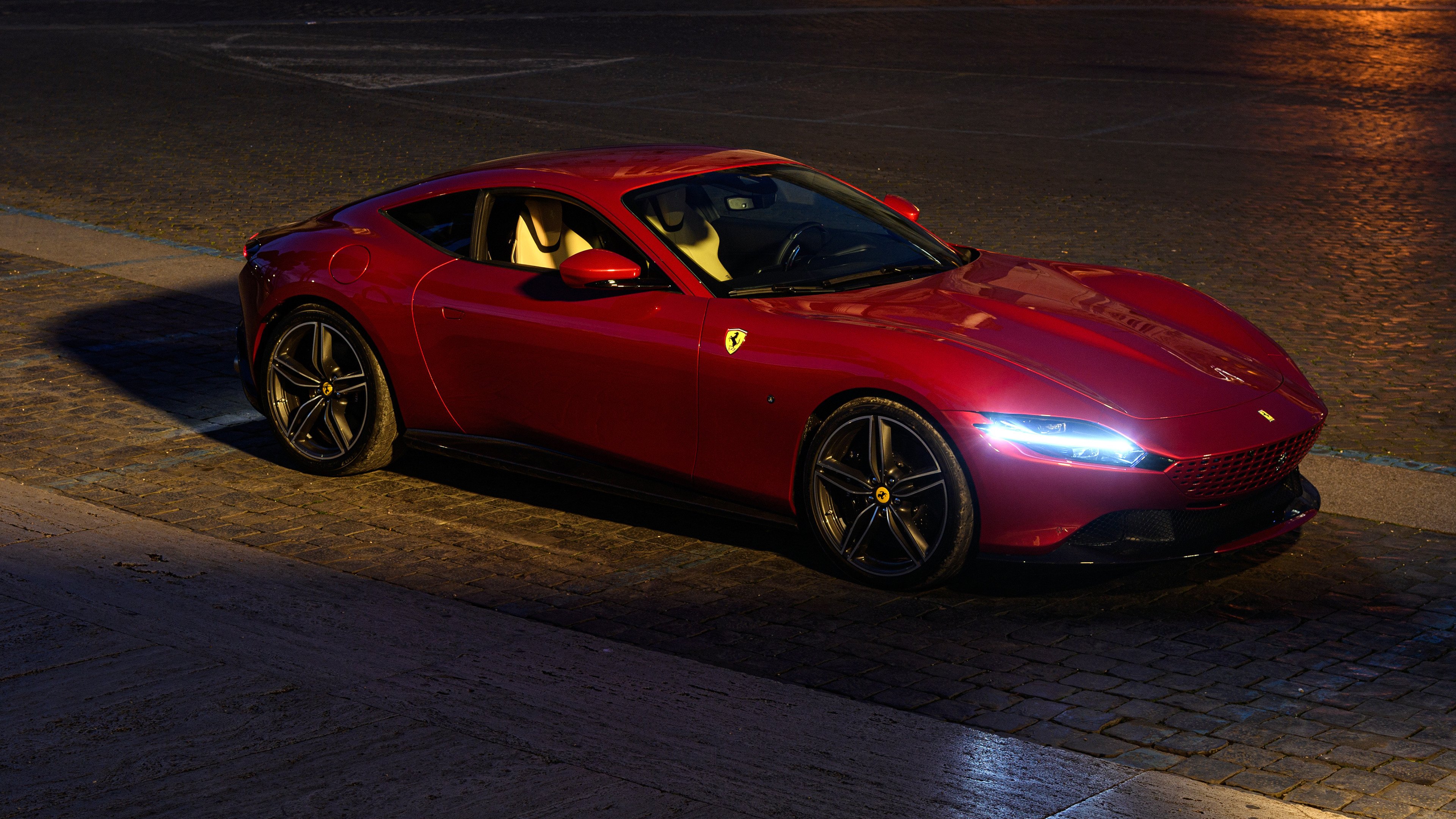 圣西罗的异乡人，当勒布朗·詹姆斯在欧冠之夜，用篮球的方式点燃了足球的灵魂