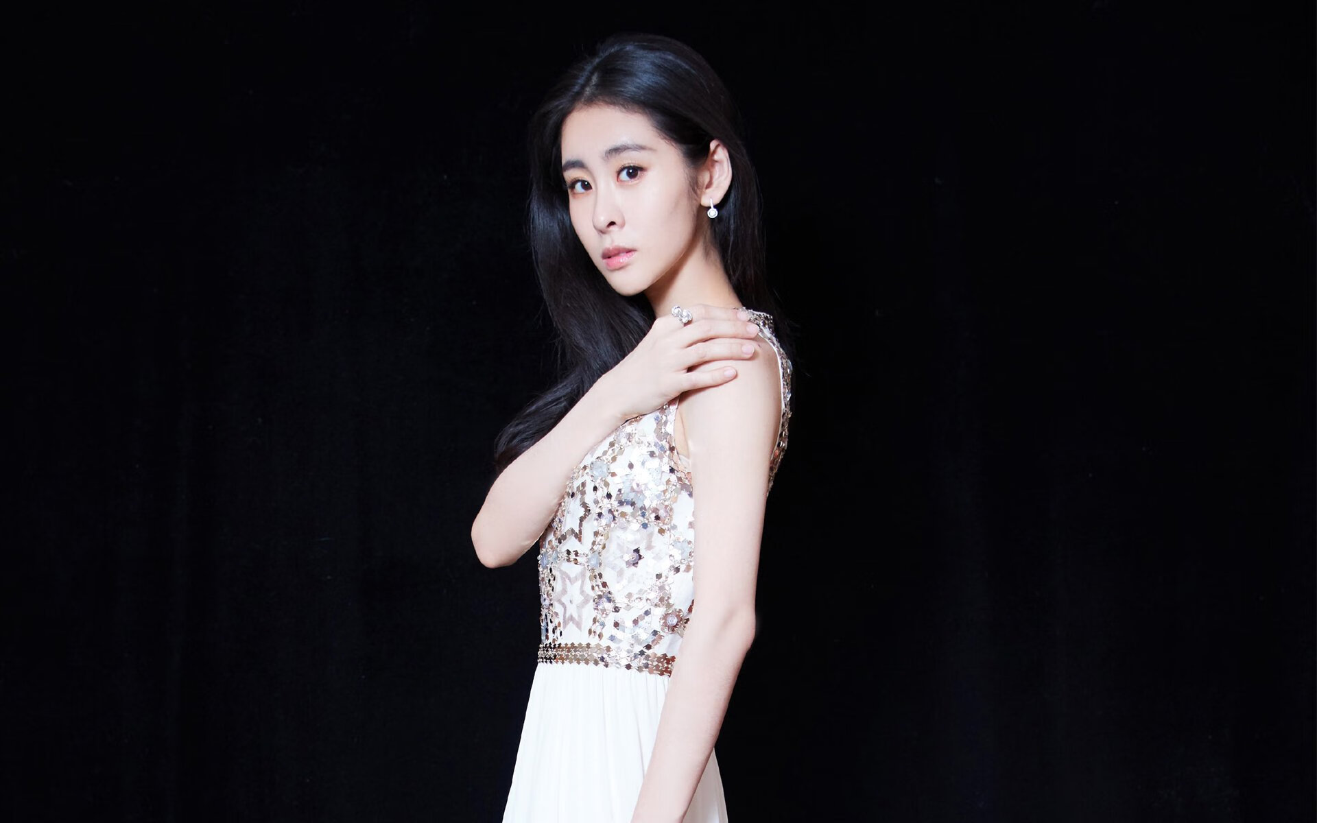 努涅斯大场面先生续写英雄主义，巴黎全面压制澳大利亚诠释团队统治力—当个人闪光与整体碾压同夜上演